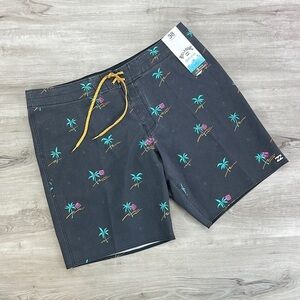🔹BILLABONG- MENS BOARD SHORTS